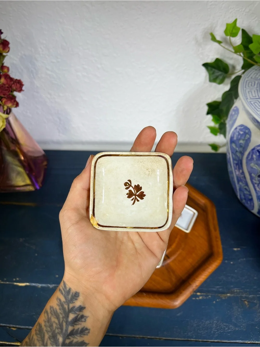 Vintage A.J. Wilkinson “Tea Leaf” Royal Ironstone China set of 4 from 1800’s